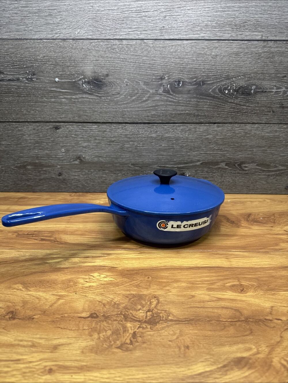 LE CREUSET 2.25 qt #21 Marseille Blue Saucepan/Saucier w/ Lid, Made in France